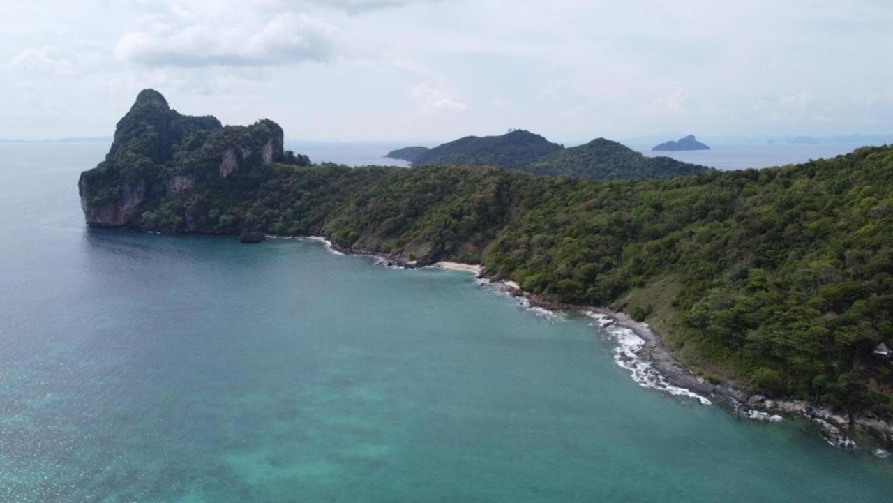 Phi Phi Seaside Bungalow Экстерьер фото